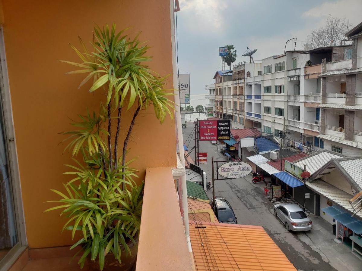 Everybody'S Inn Jomtien Beach Exterior foto